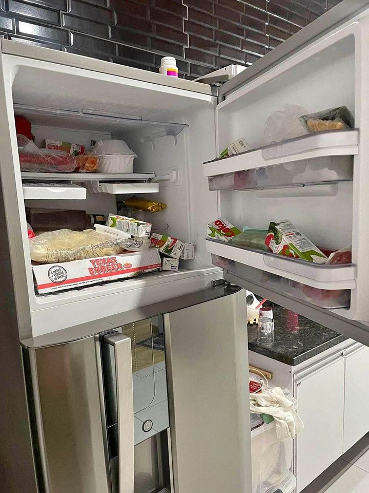 Geladeira Electrolux Frost Free 382L duplex aço inox em perfeito estado! - Imagem 2