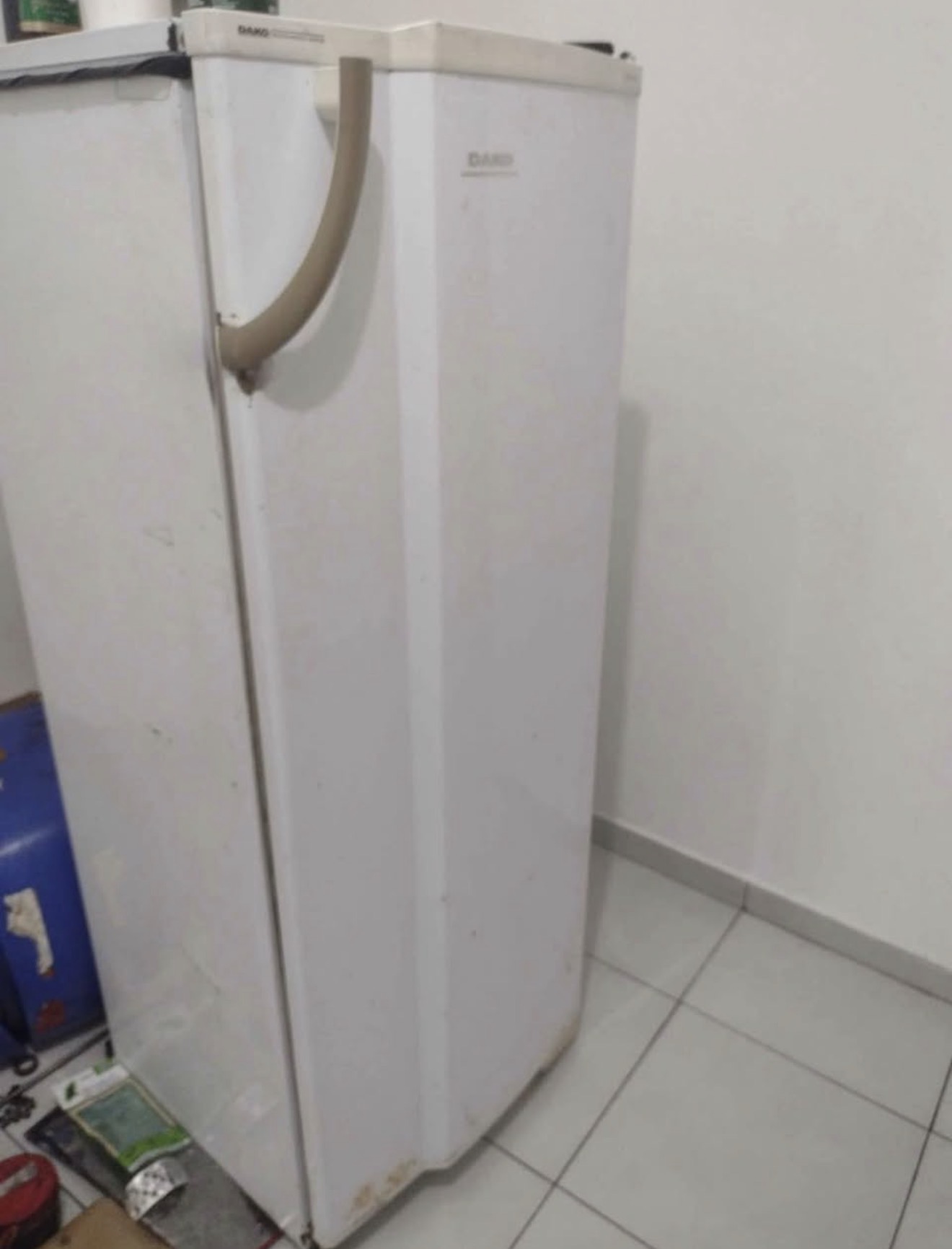 VENDE-SE GELADEIRA USADA MARCA DAKO - Imagem 3